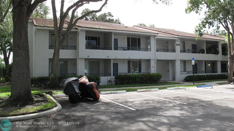 Property Photo: 921 Lyons Rd 3101 FL 33063