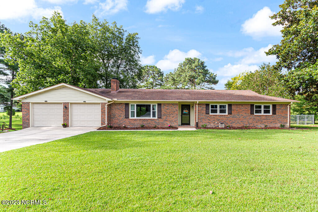 Property Photo: 255 Foxcroft Road NC 28327