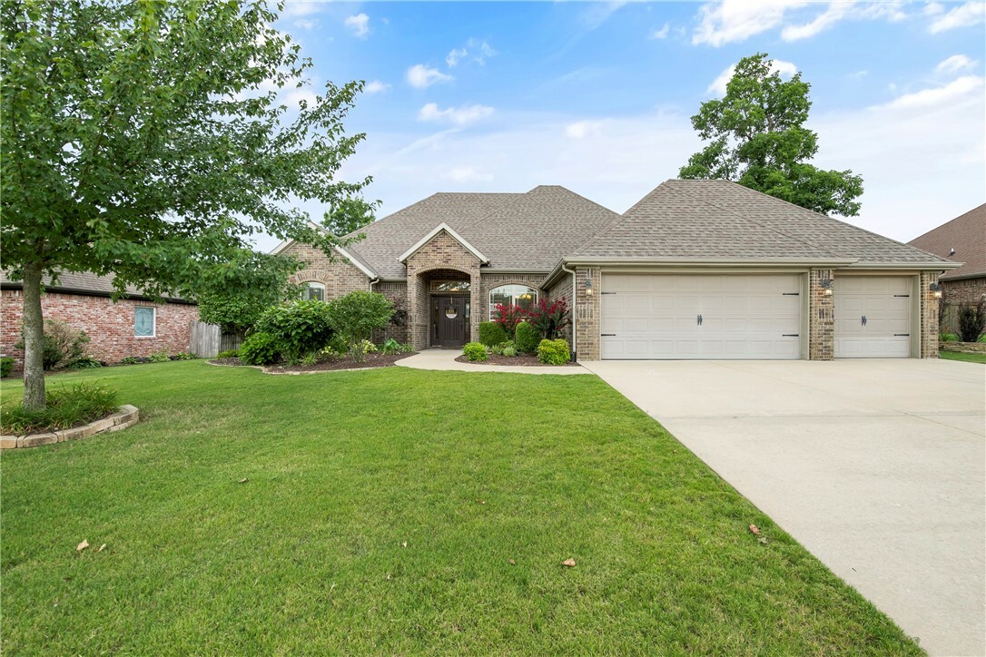 Property Photo:  5710 S 67th Street  AR 72718 