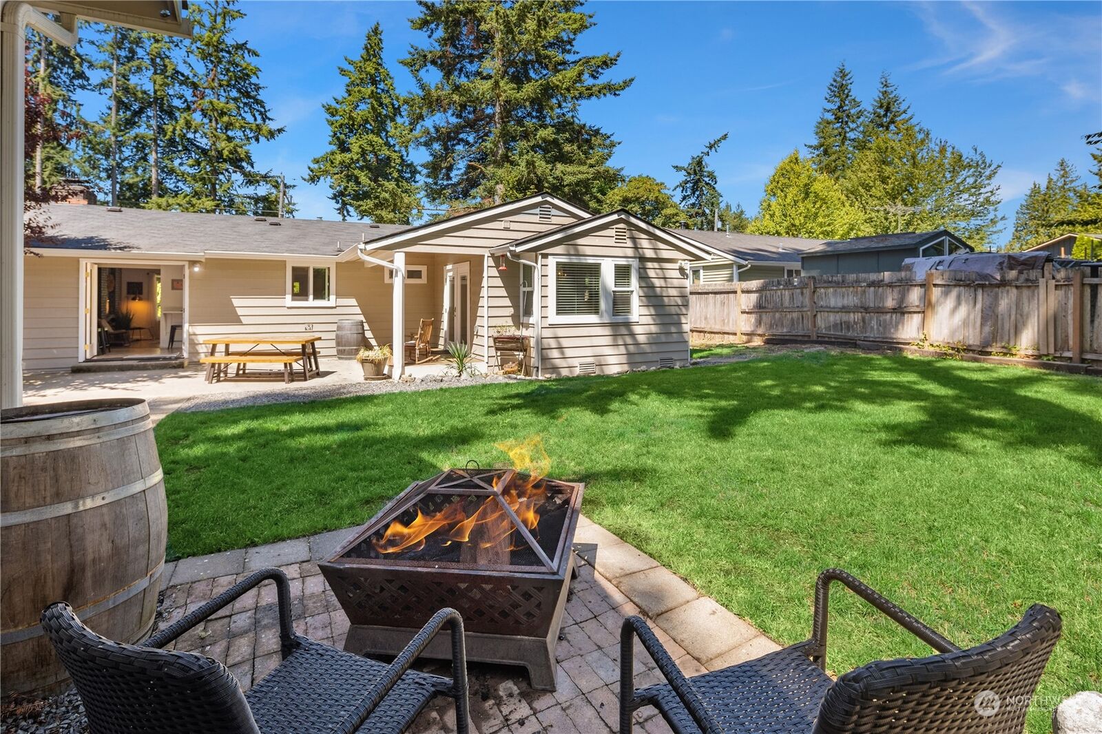 House for sale in Edmonds 20107 80th Avenue W, Edmonds, WA 98026