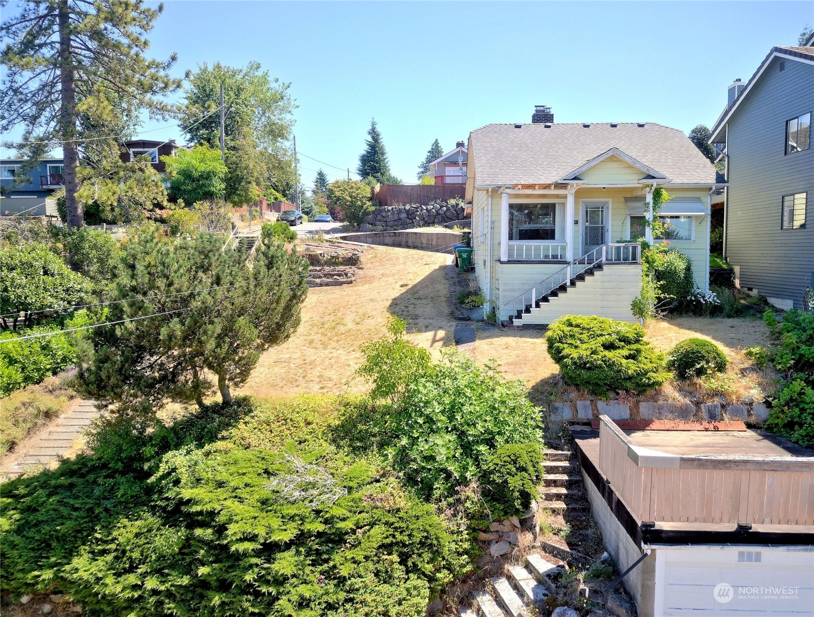 Property Photo: 7602 44th Avenue SW WA 98136