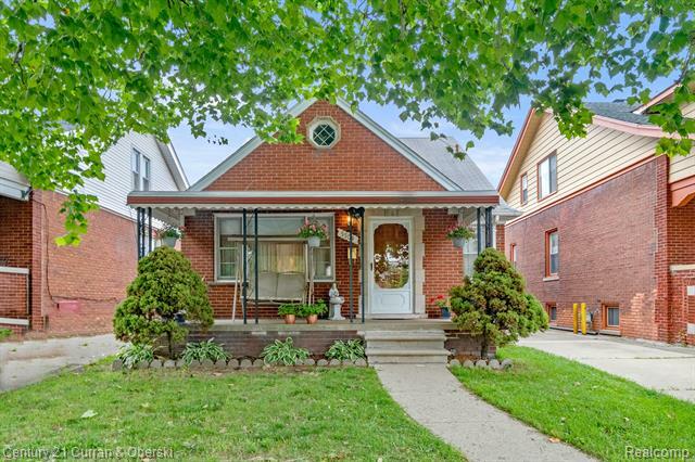 Property Photo:  5504 Horger Street  MI 48126 