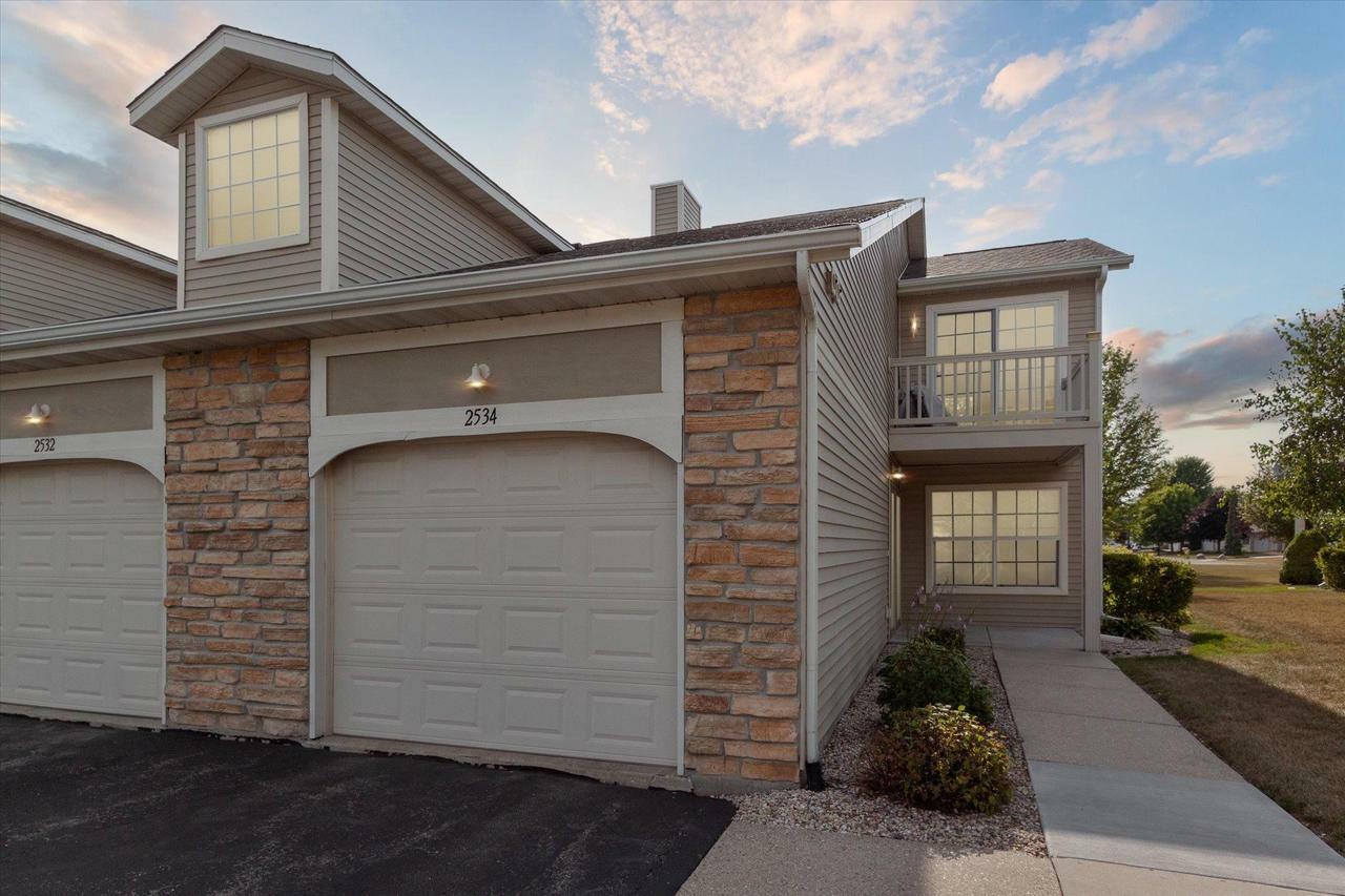 Property Photo:  2534 Edgewood Drive 35  WI 53511 