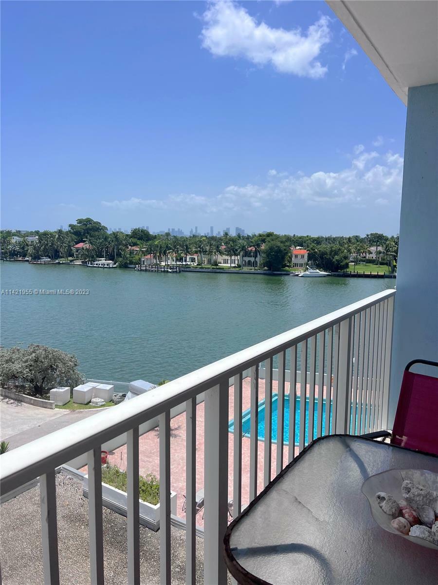 Property Photo:  5838 Collins Ave 4G  FL 33140 