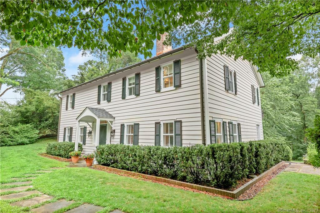 Property Photo:  528 Canoe Hill Road  CT 06840 