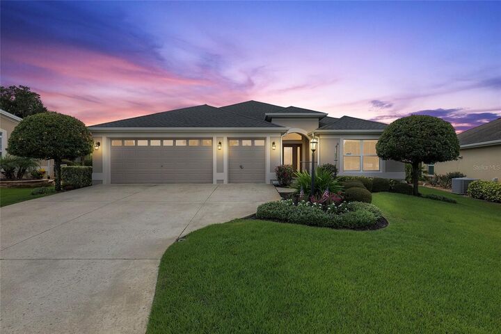 Property Photo: 1937 Little Lane FL 32163