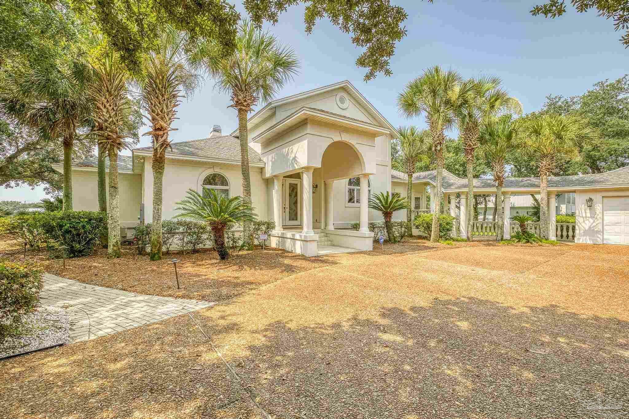 Property Photo:  14201 Canal Dr  FL 32507 