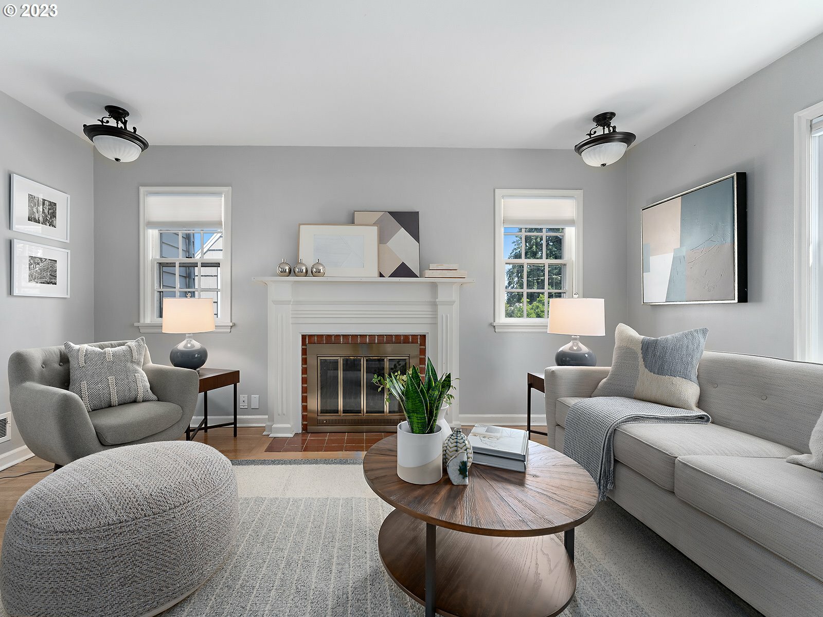 Property Photo: 4027 NE 76th Ave OR 97213