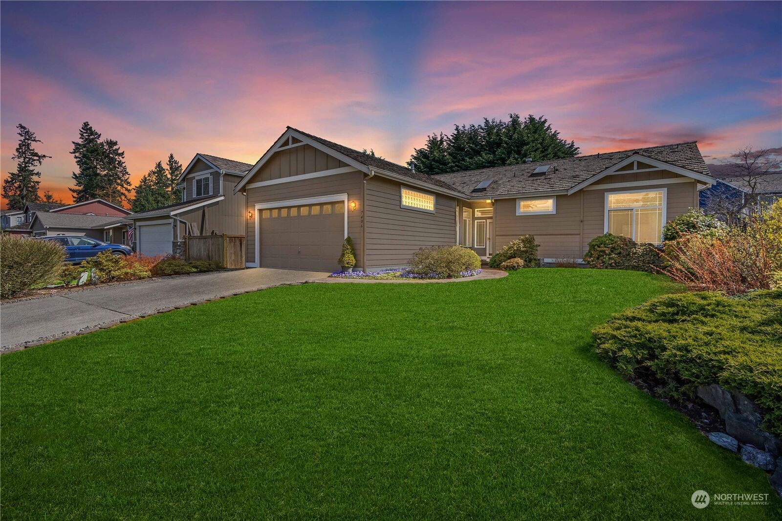 Property Photo: 7406 202nd Street Ct E WA 98387