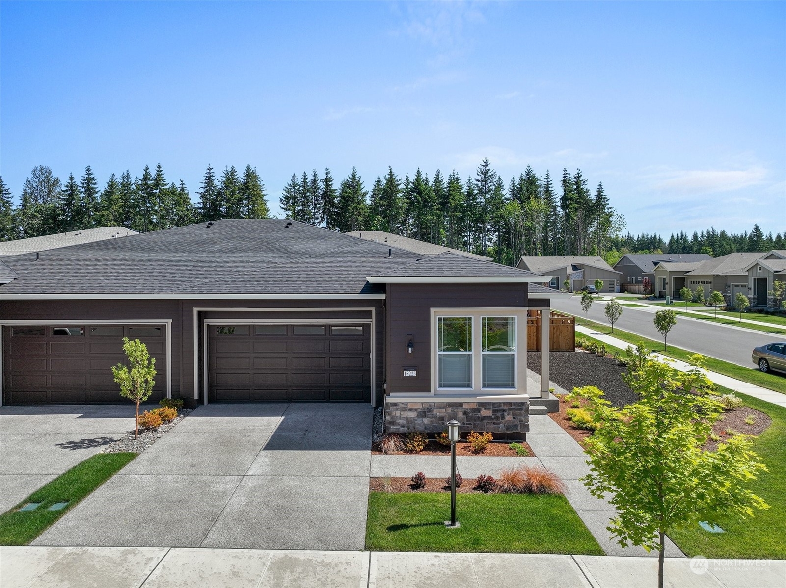 Property Photo:  15225 182nd Avenue E  WA 98391 