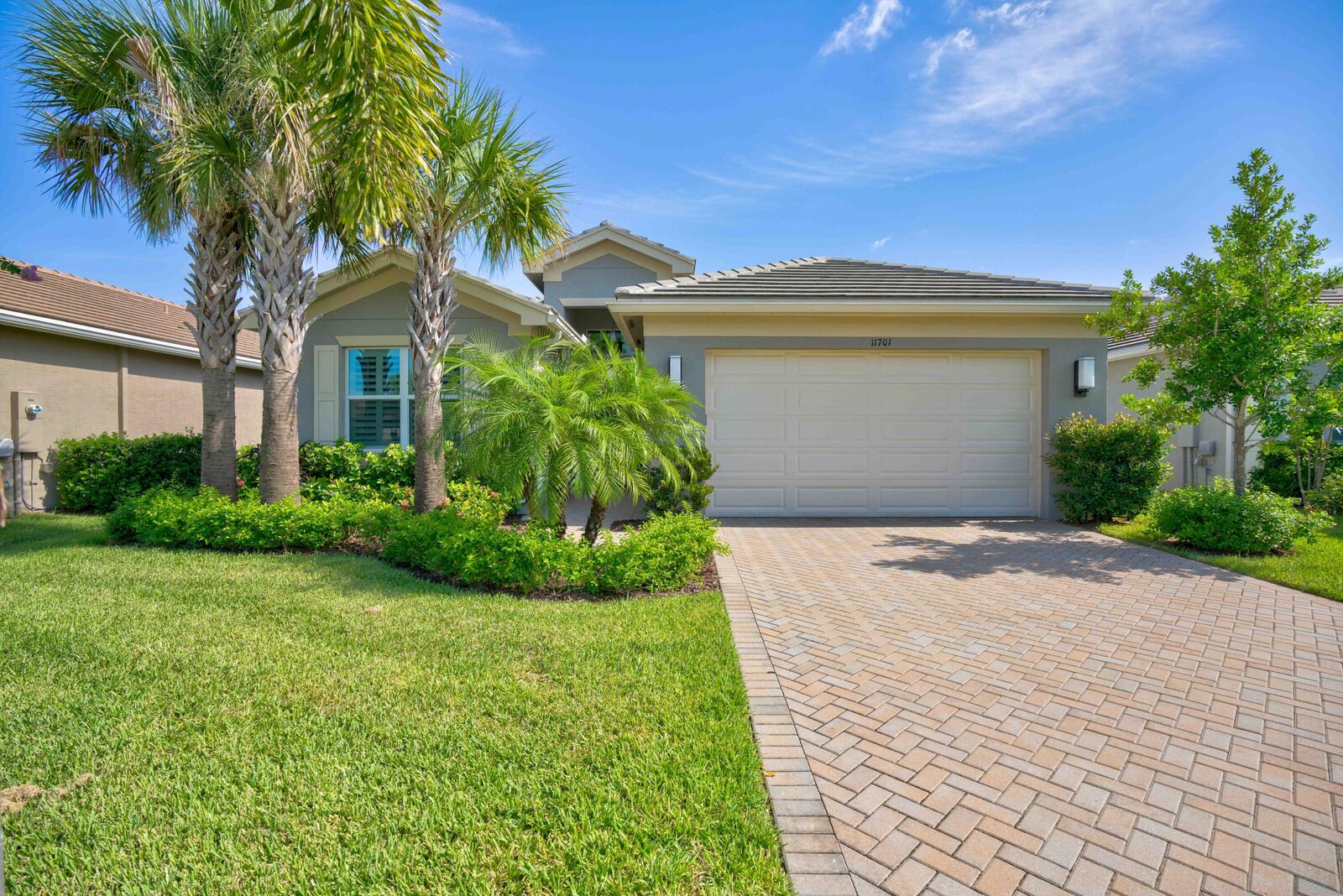 Property Photo:  11701 SW Sailfish Isles Way  FL 34987 