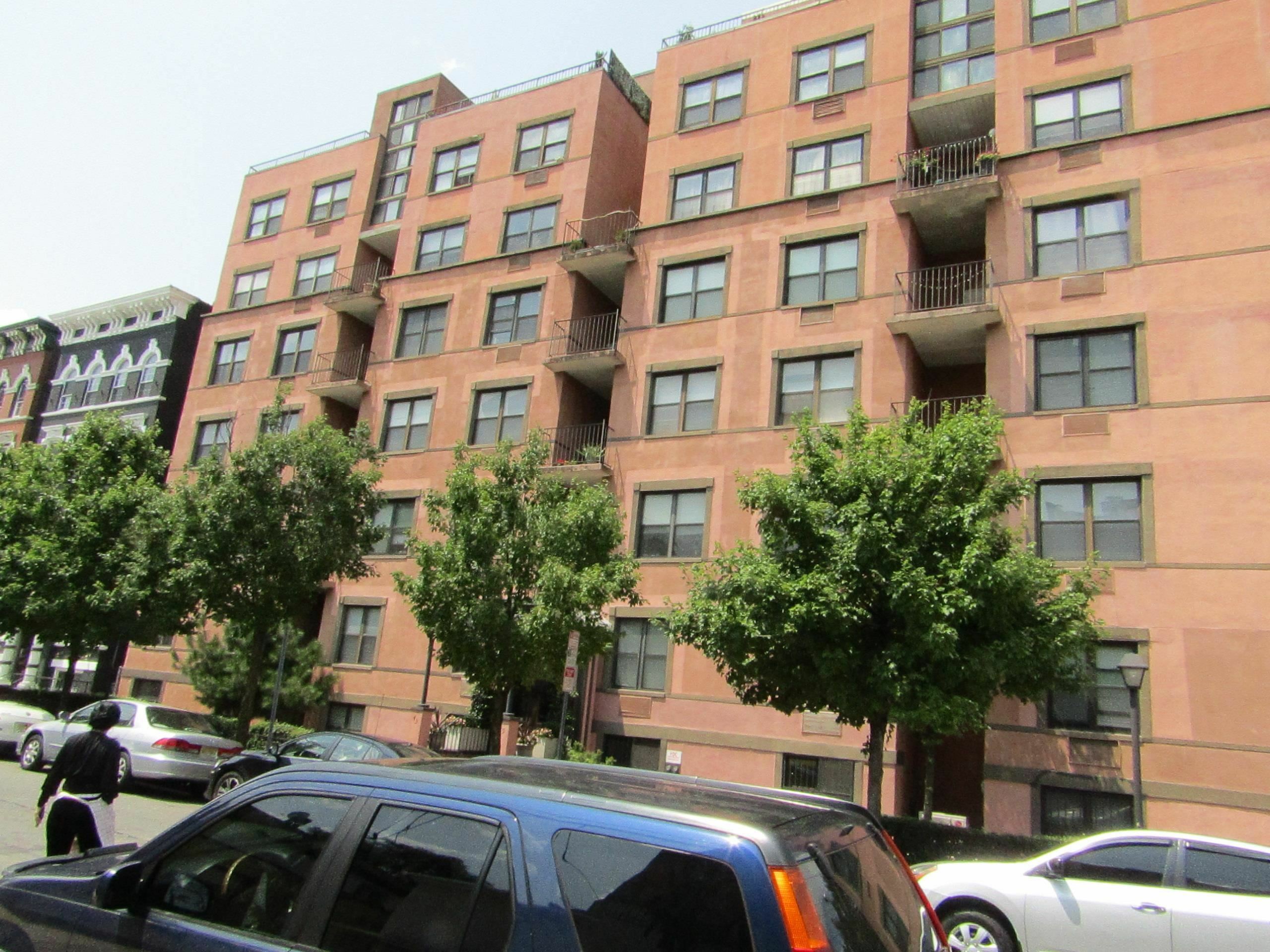 Property Photo:  43-49 Van Wagenen Ave 6I  NJ 07306 