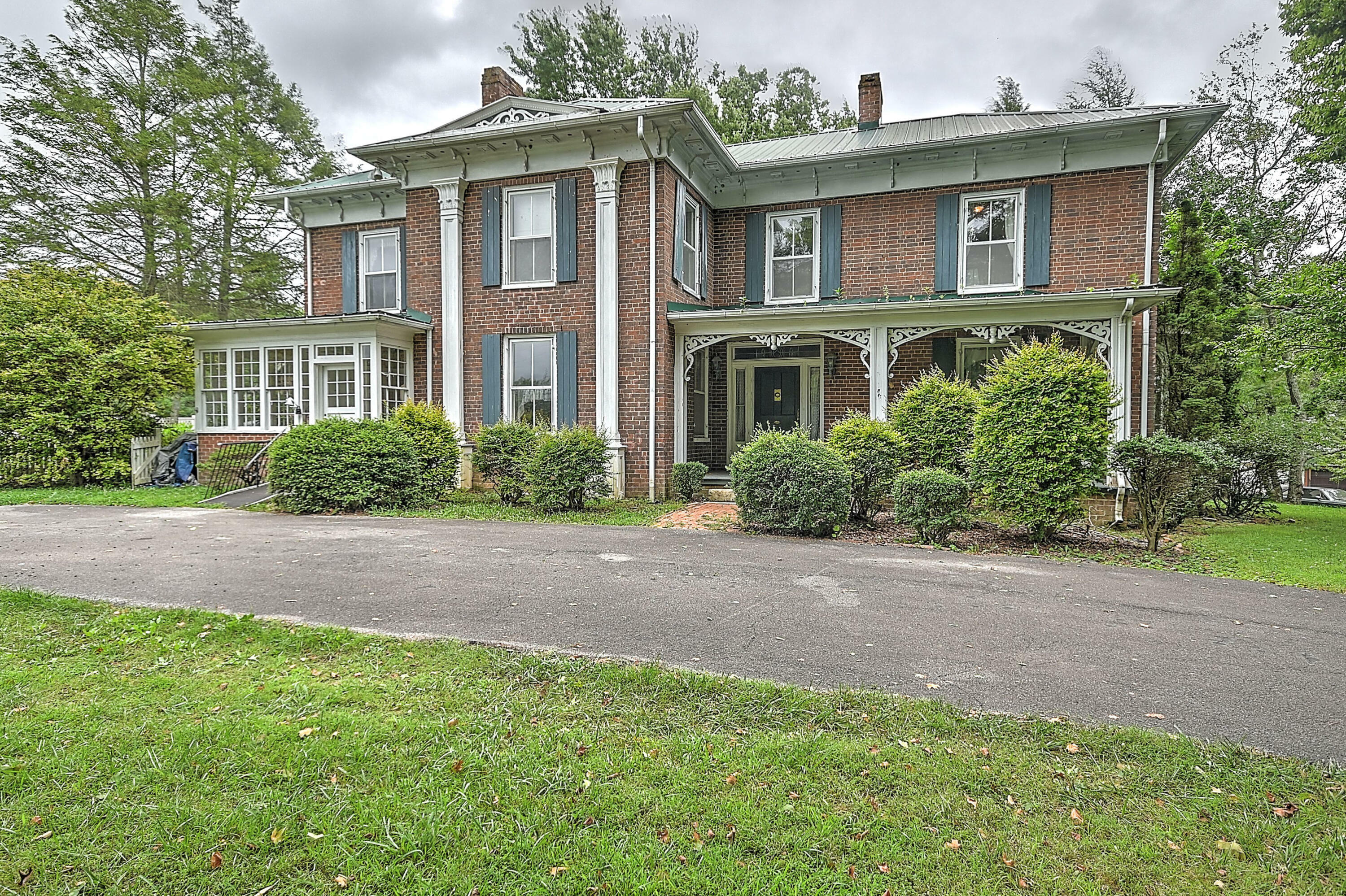 Property Photo:  275 Burger Drive  TN 37641 