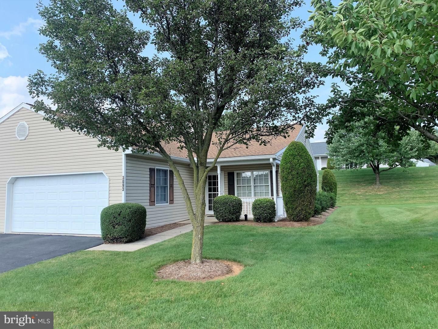 Property Photo:  3093 Lakefield Road 3093  PA 17402 