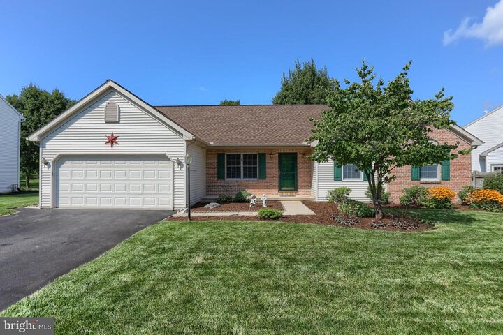 1414 E Maple Street  Palmyra PA 17078 photo