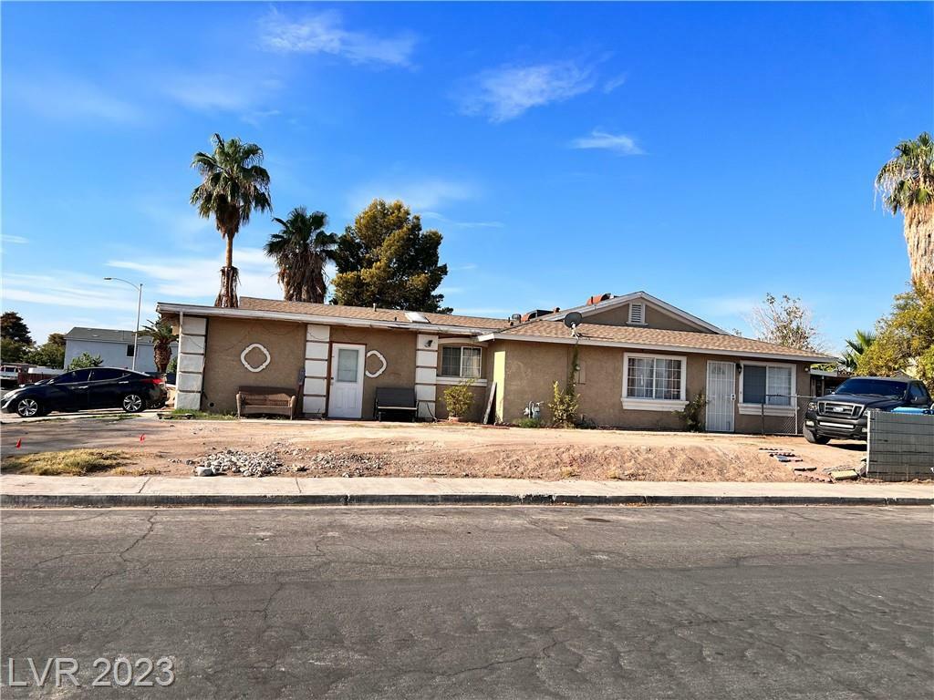 Property Photo:  97 Lupin Court  NV 89110 