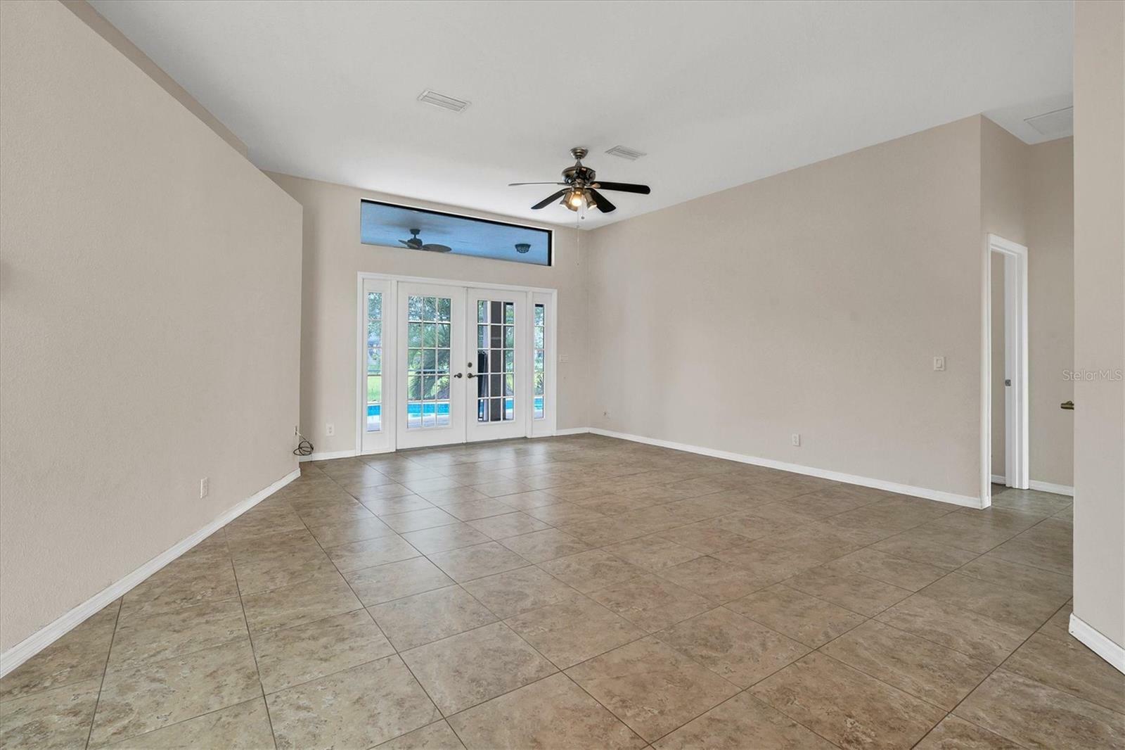 Property Photo:  2383 Quirt Lane  FL 33983 