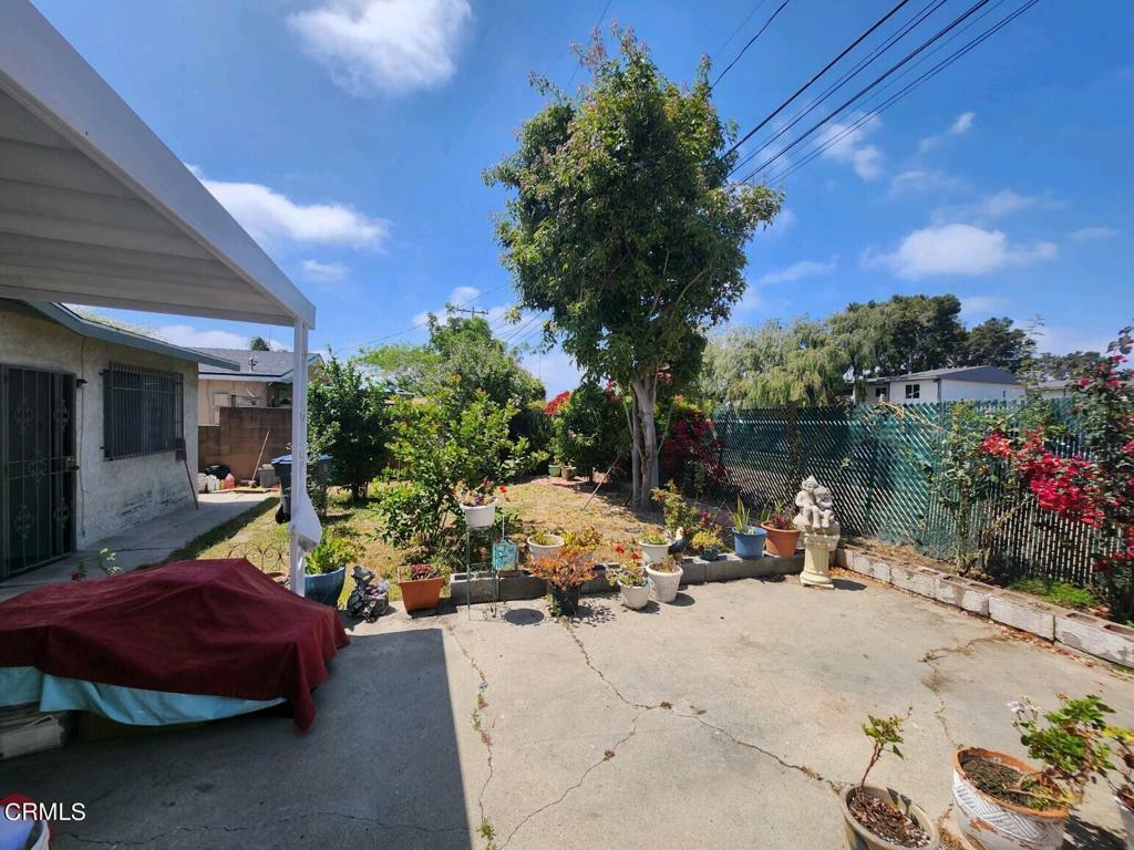 Property Photo:  455 Gibraltar Street  CA 93030 