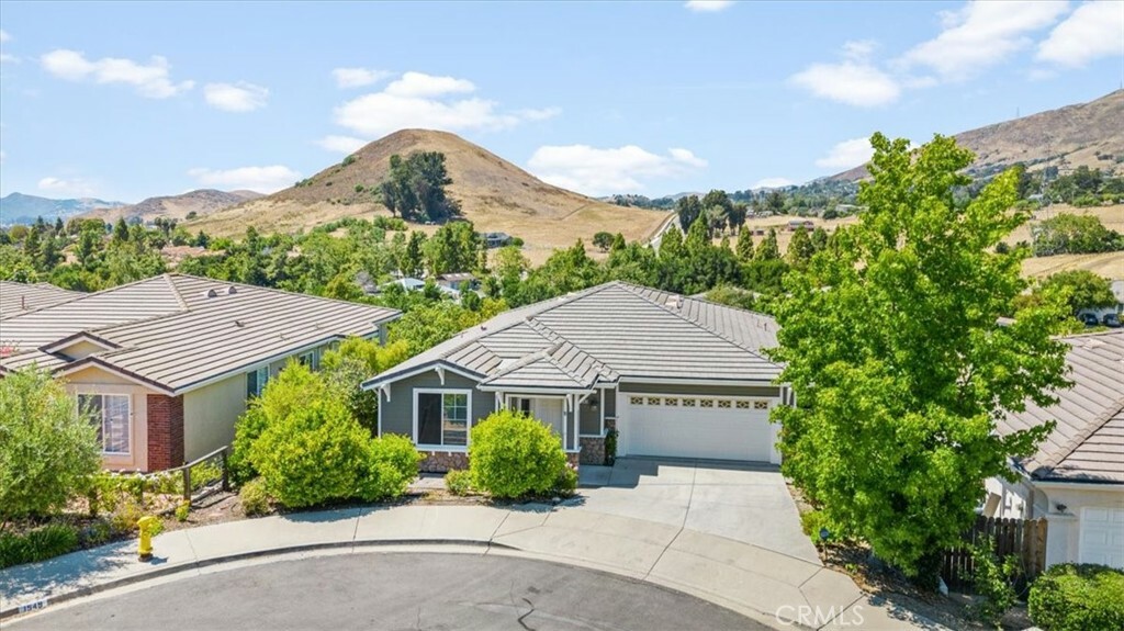 Property Photo:  1553 Huckleberry Lane  CA 93401 