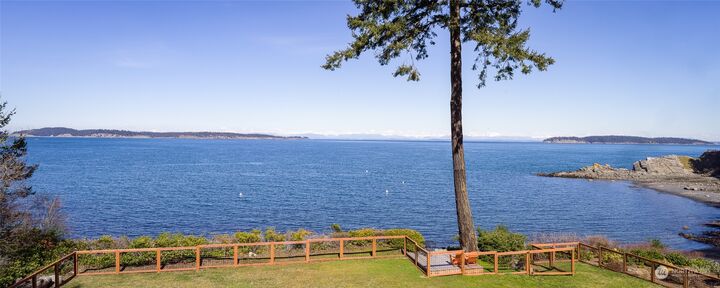 Property Photo:  155  Matia View Drive  WA 98245 