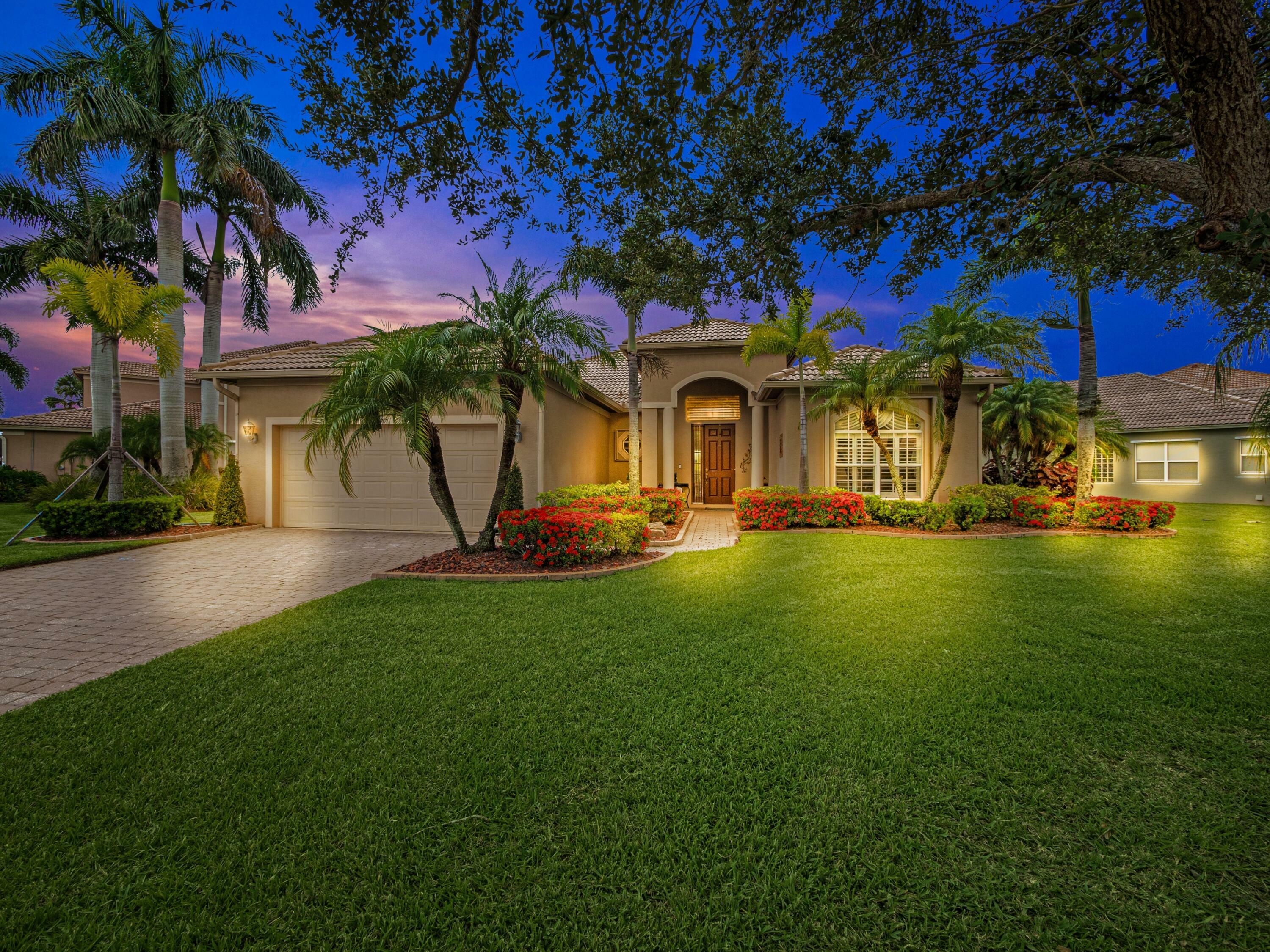 Property Photo:  377 NW Sheffield Circle  FL 34983 