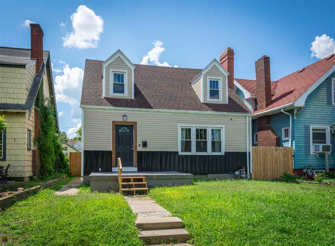 Property Photo:  112 SW 4th Street  IN 47374 