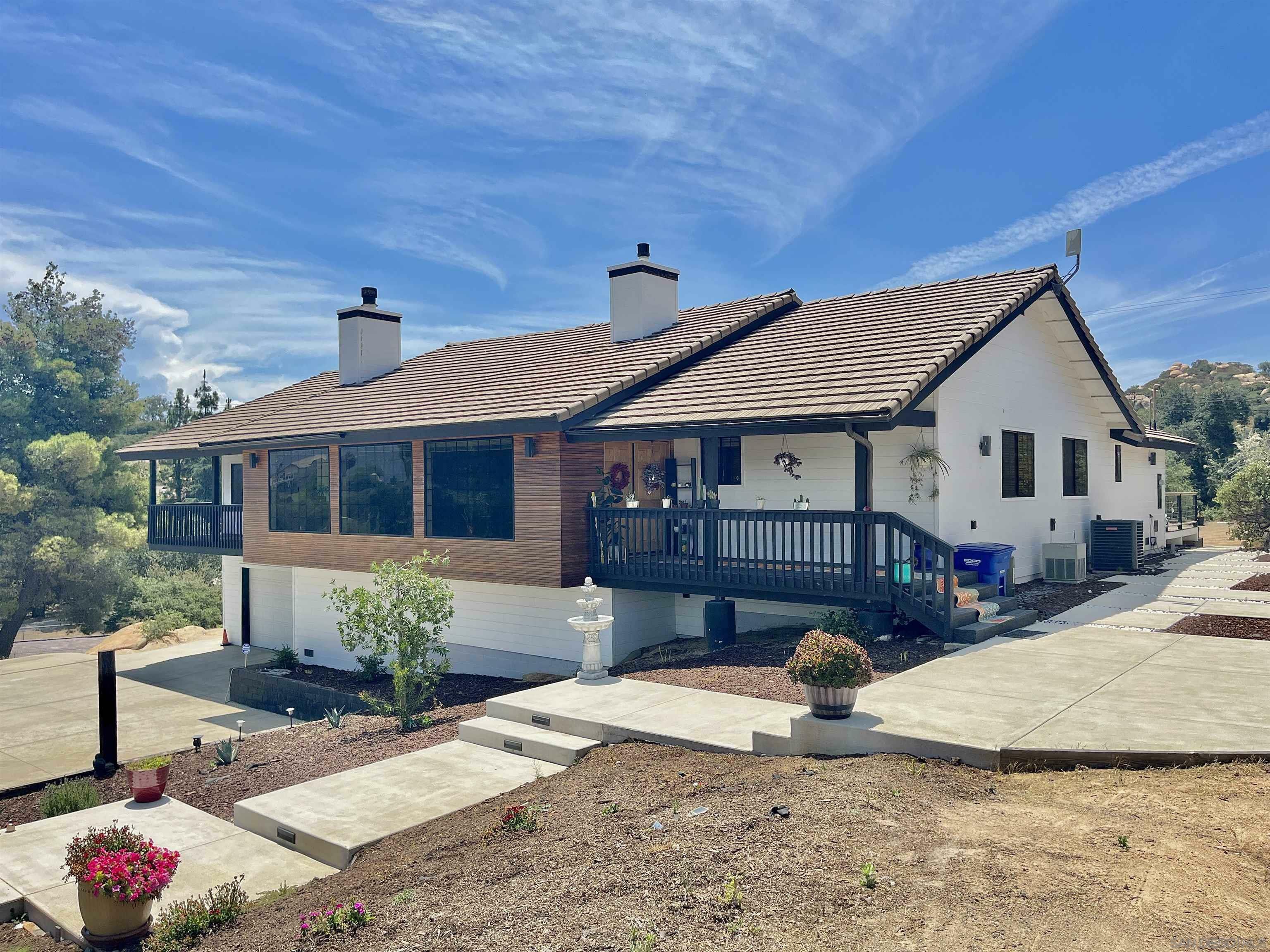 Property Photo:  21245 Old Oak Rd  CA 91901 