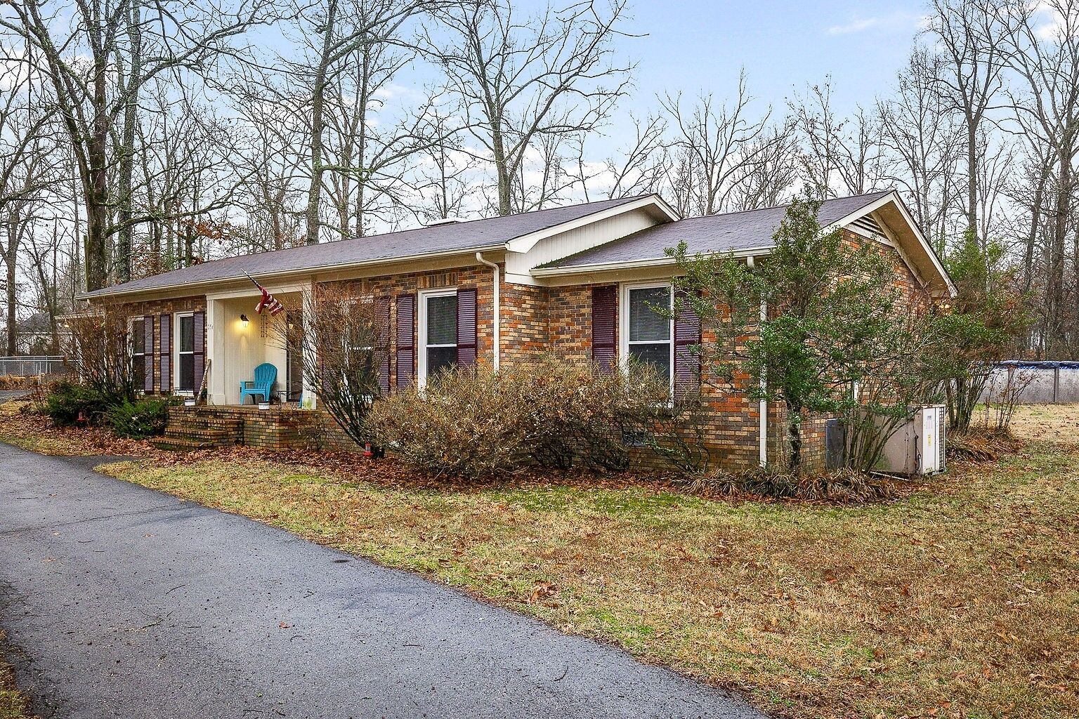 Property Photo:  296 Big Rock Rd  TN 37166 