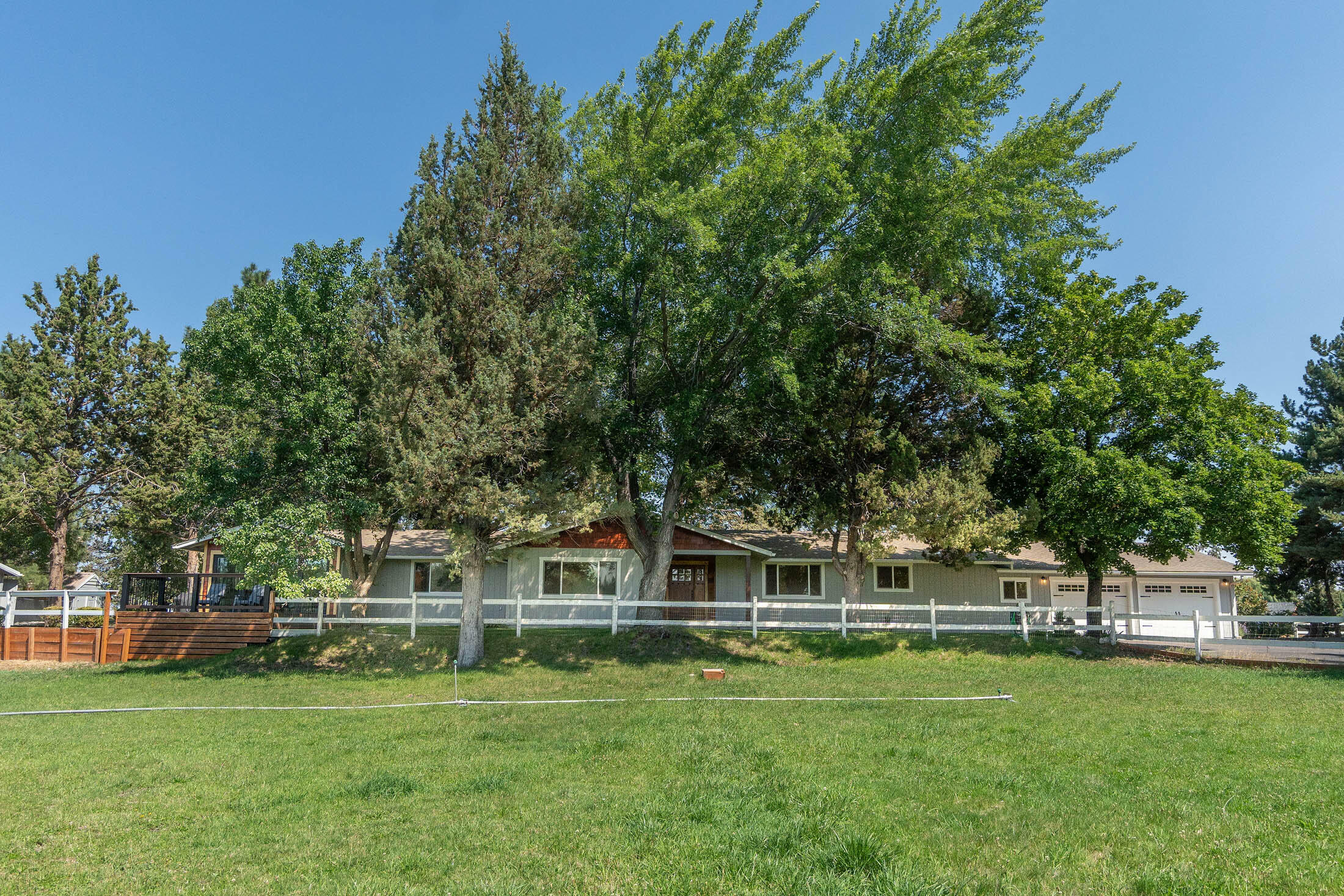 Property Photo: 62239 Powell Butte Road OR 97701