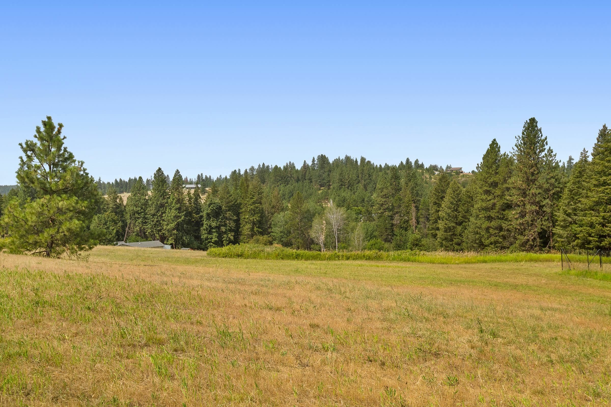 Property Photo:  Nka N Monroe Rd Lot 2  WA 99208 