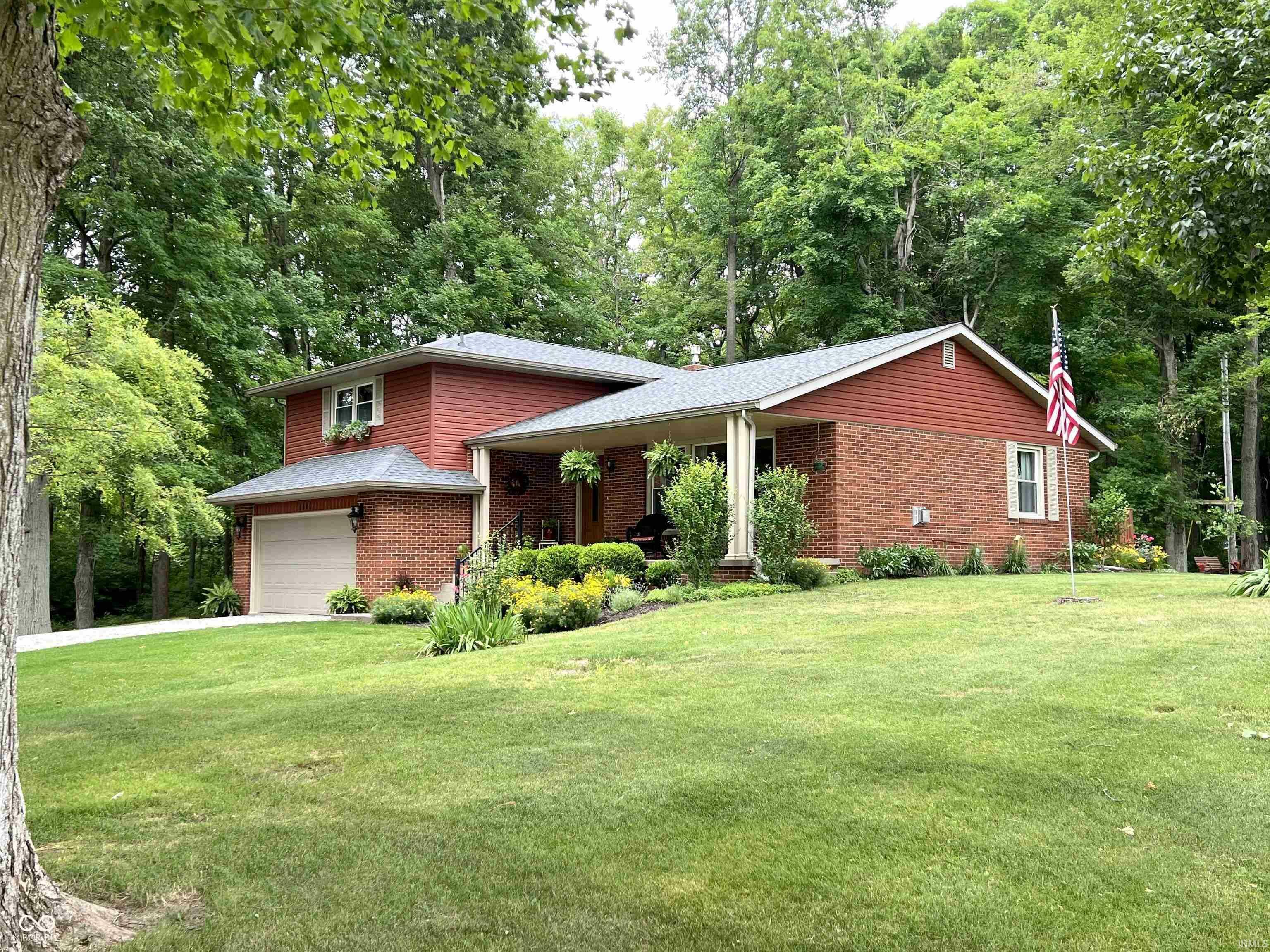 Property Photo:  1400 E County Road 775  IN 47302-8722 