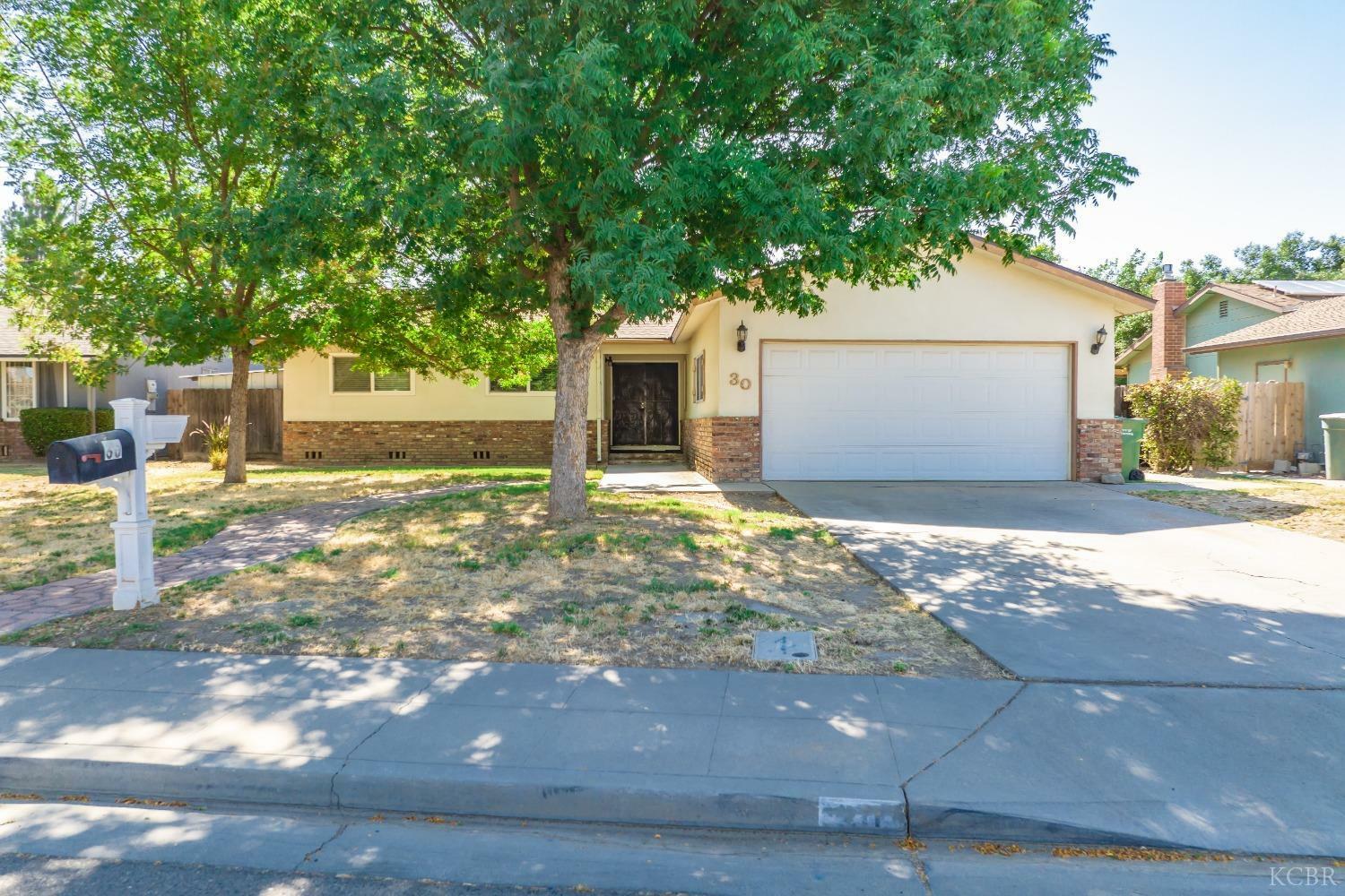 30 S Olive Street  Lemoore CA 93245 photo