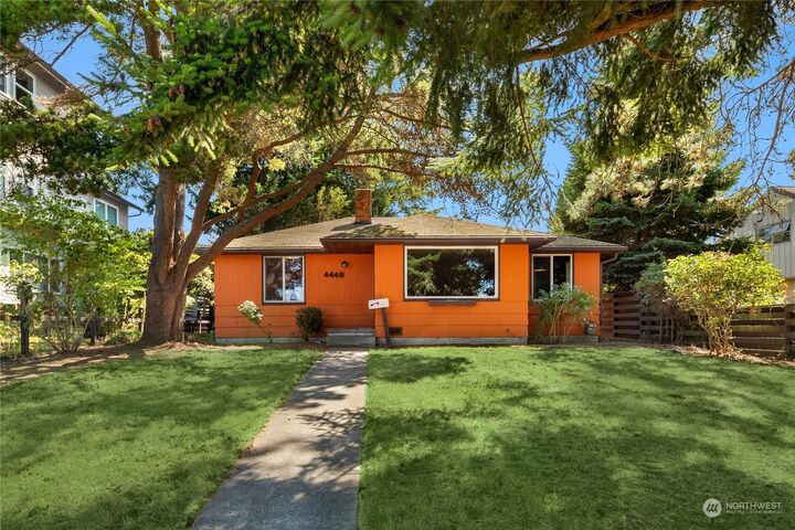 4440 52nd Avenue SW  Seattle WA 98116 photo