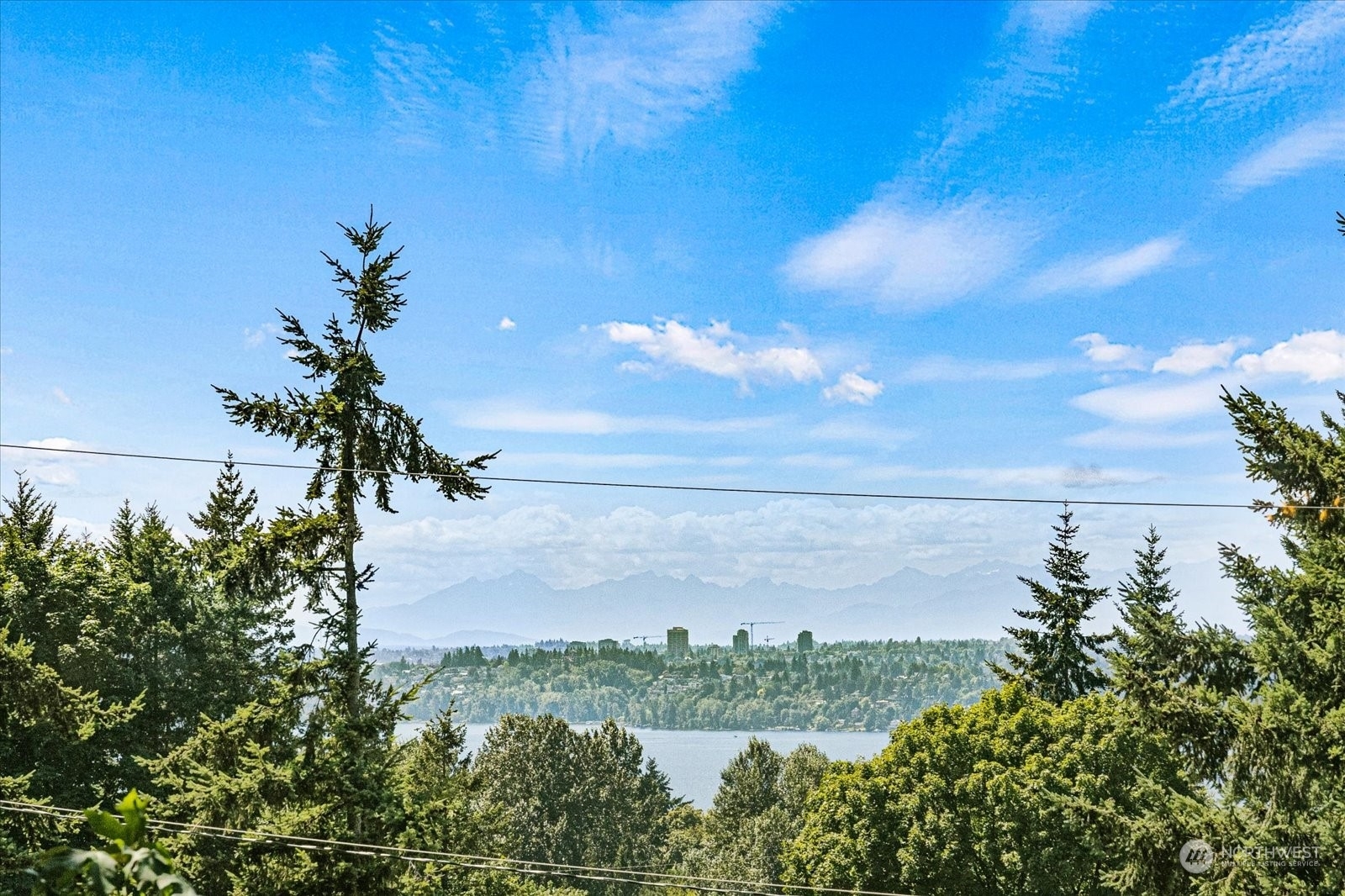 Property Photo: 11703 NE 80th Street D3 WA 98033