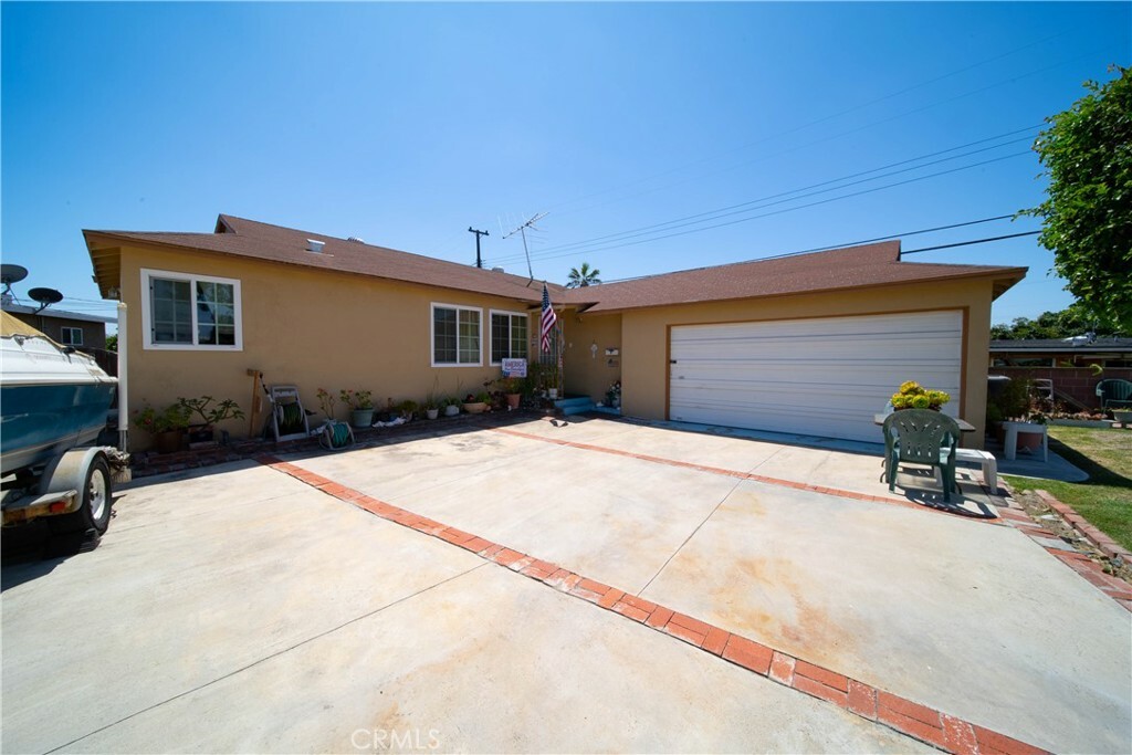 Property Photo:  13311 Havenwood Drive  CA 92843 