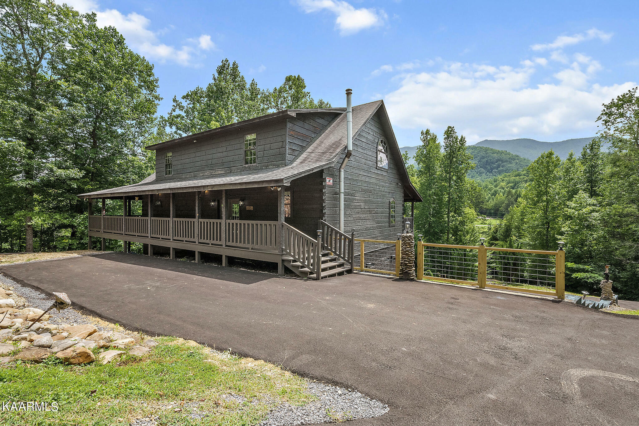 Property Photo: 4730 Indian Camp Creek Rd TN 37722