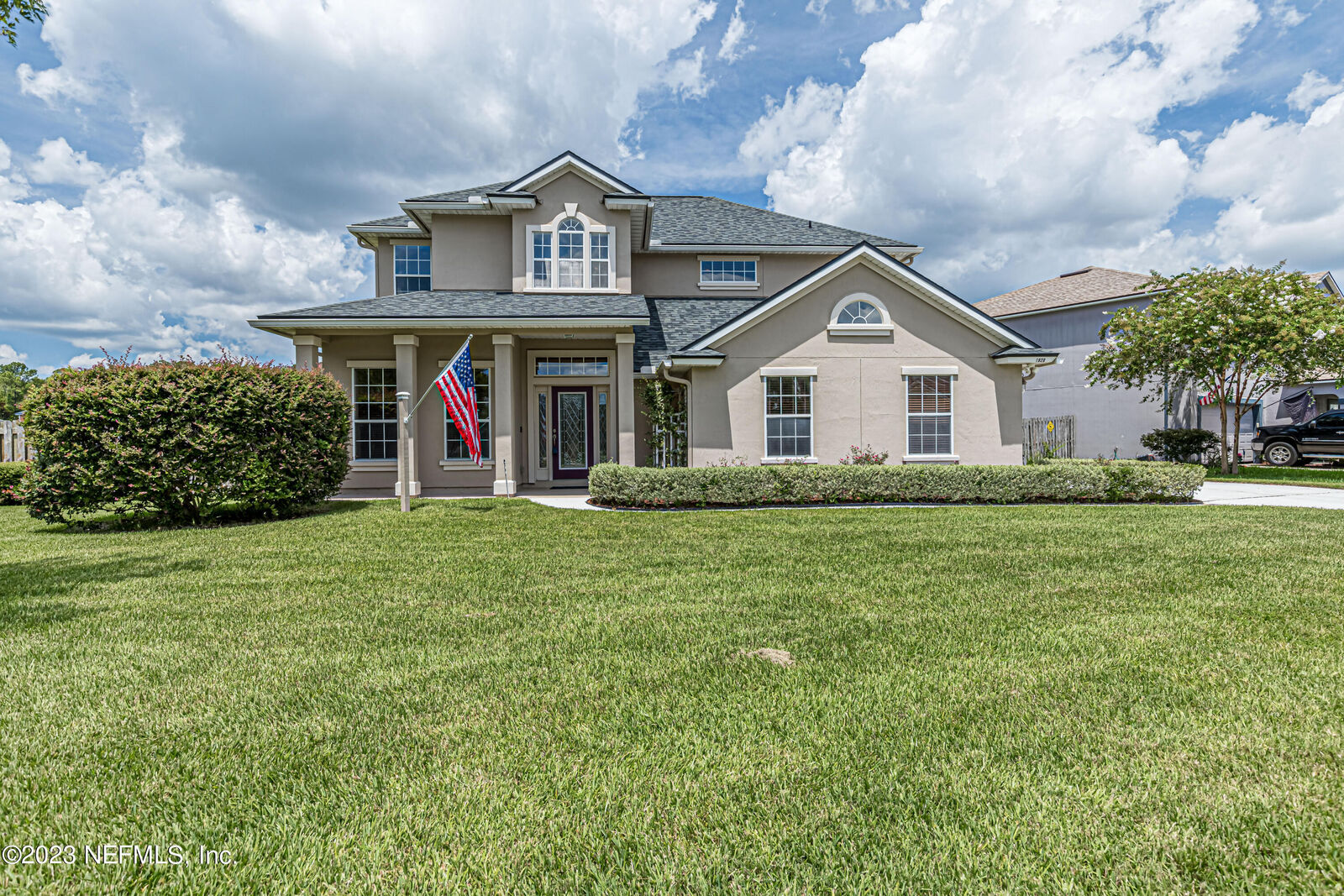 Property Photo: 1920 Covemont Court FL 32068