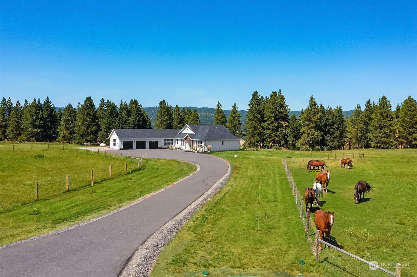 Property Photo: 644 Iron Mountain Road WA 98922