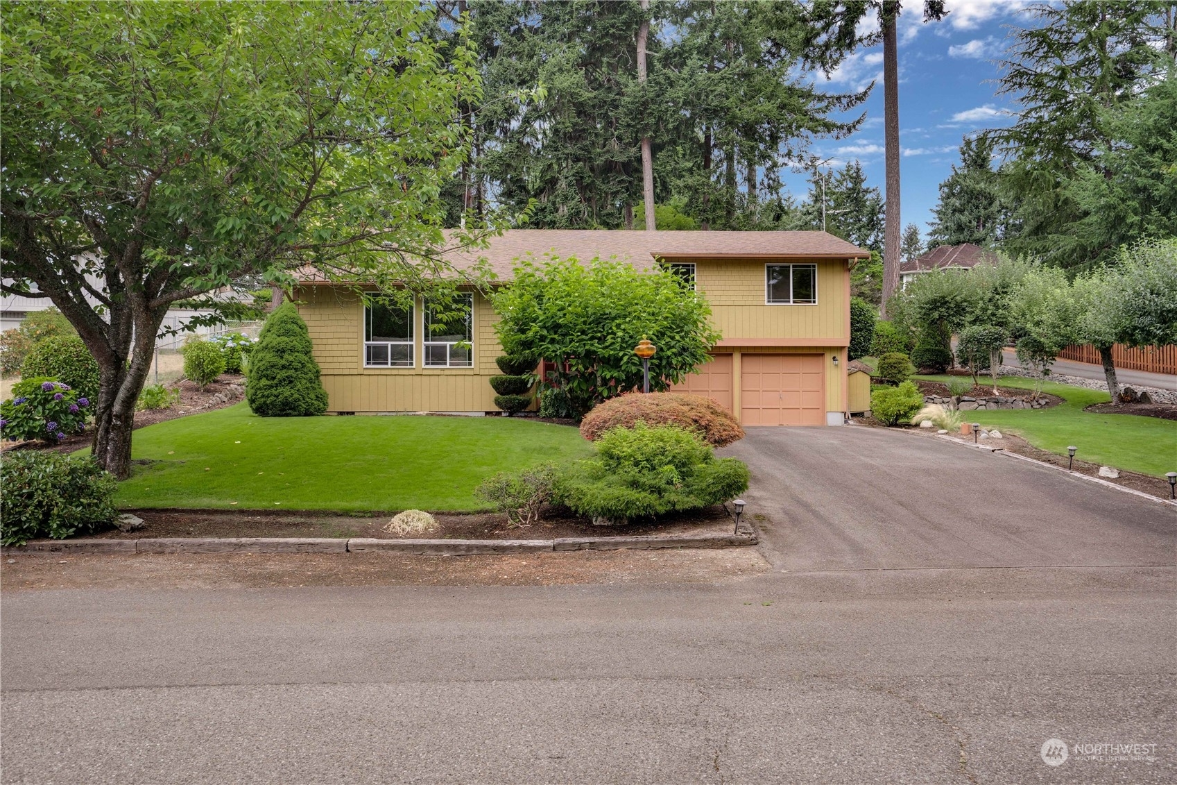 10014 100th Avenue SW  Lakewood WA 98498 photo