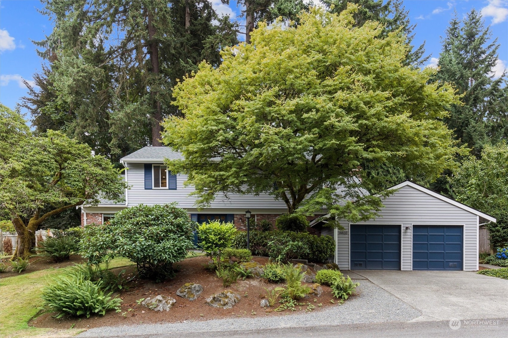 Property Photo:  14433 NE 12th Place  WA 98007 