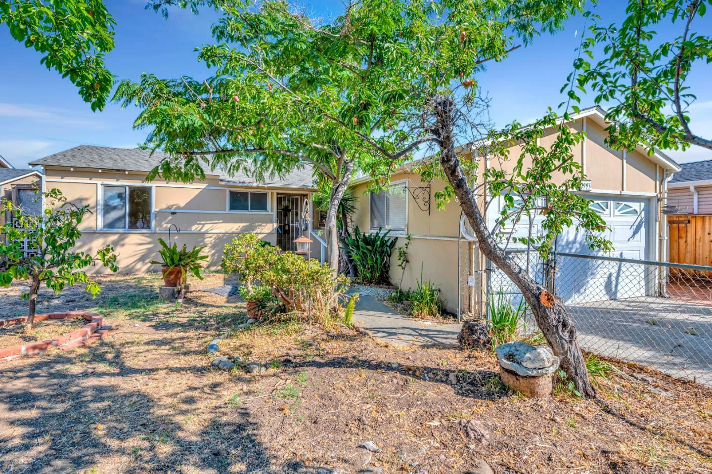 Property Photo: 2997 Little Wood Lane CA 95127