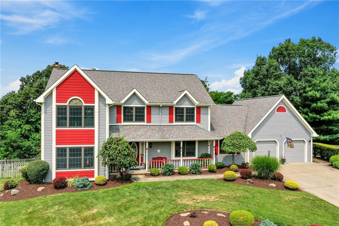 Property Photo: 204 Kenrich Dr PA 15108