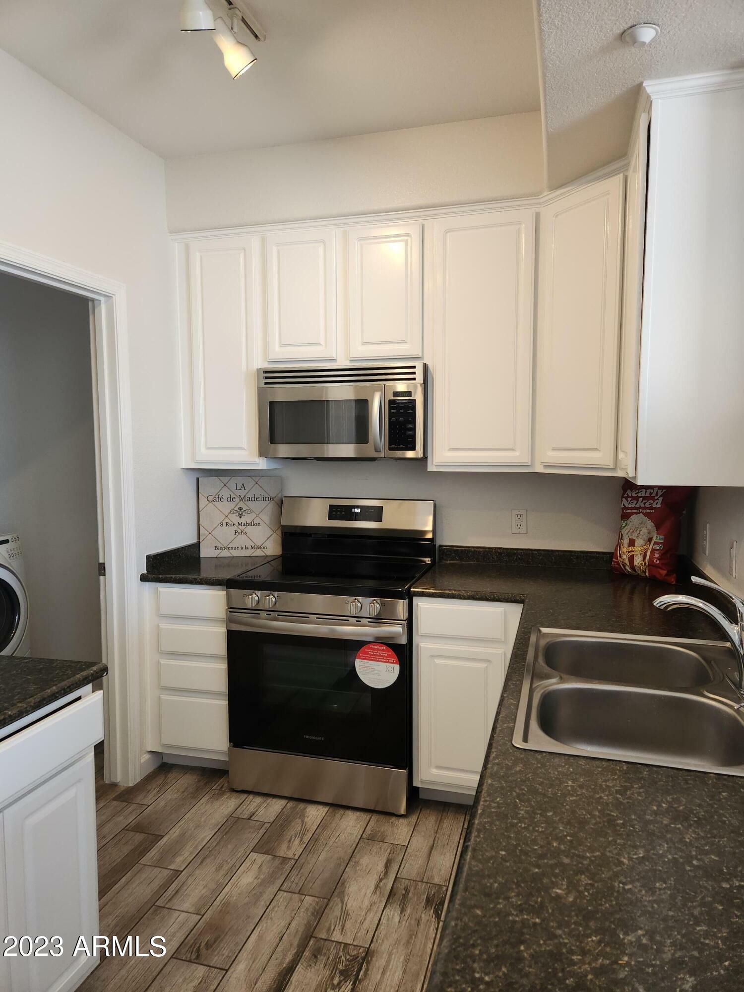 Property Photo:  5303 N 7th Street 214  AZ 85014 