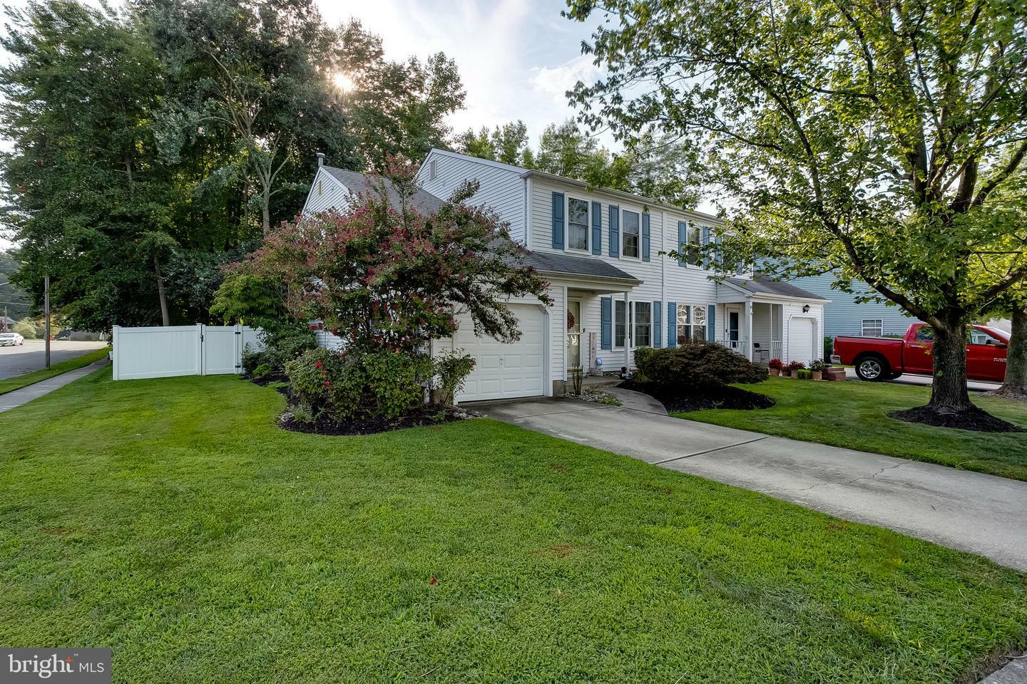 Property Photo:  43 Woodmill Drive  NJ 08021 