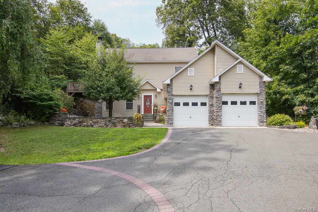 Property Photo:  27 Beattie Pond Road  NY 10922 