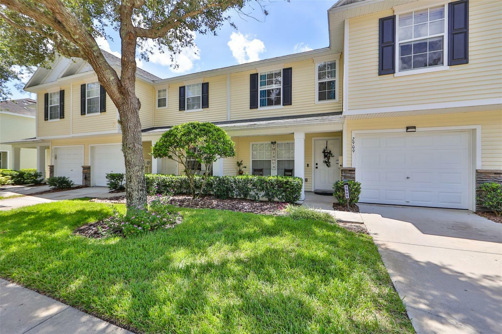 Property Photo:  2909 Mojave Oak Drive  FL 33594 