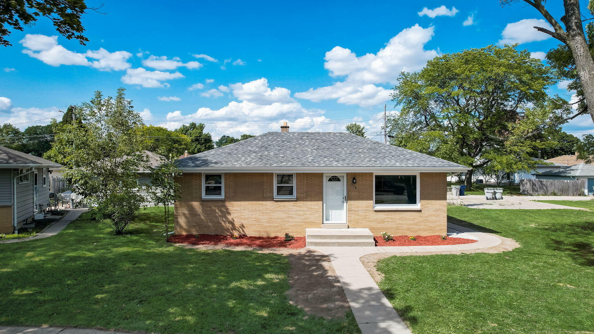 Property Photo: 7728 W Casper St WI 53223