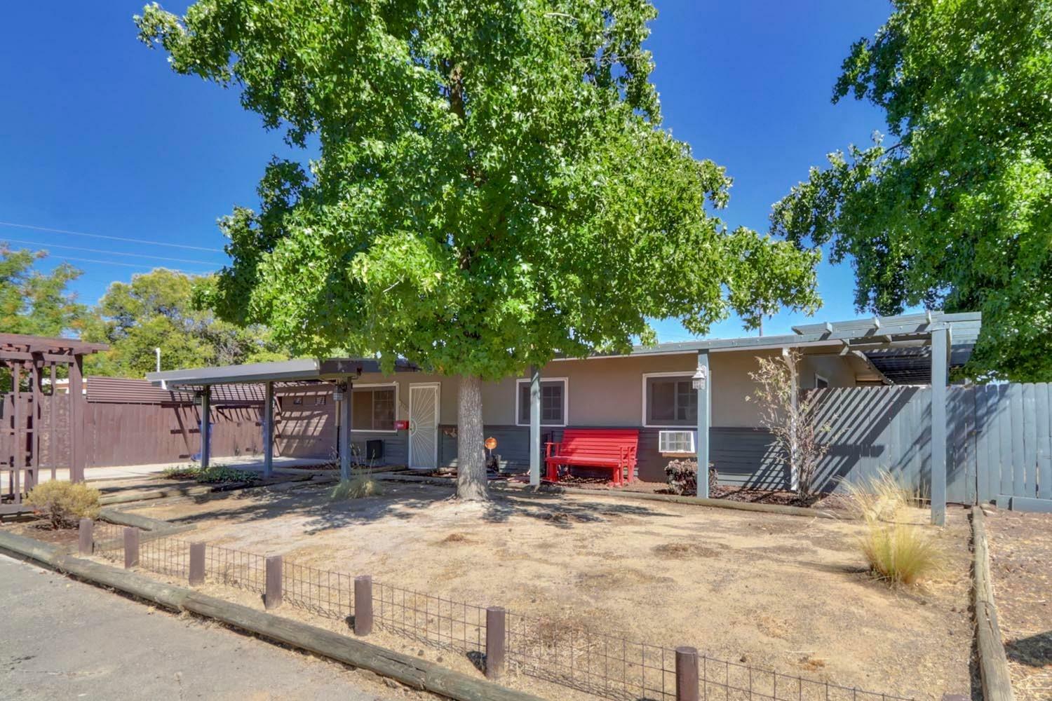 Property Photo:  2501 Fernandez Drive  CA 95822 