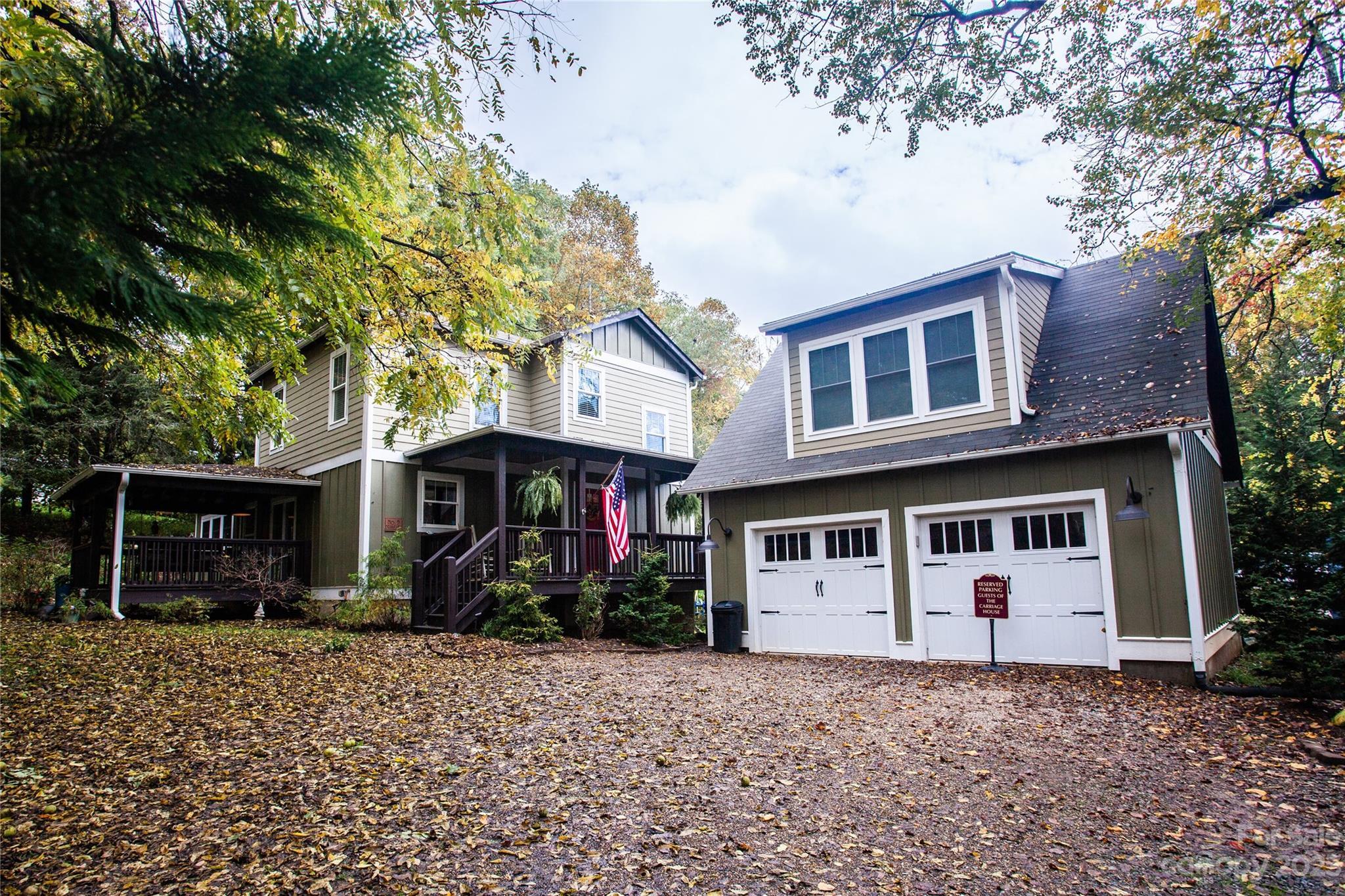 Property Photo:  5 Fieldtop Lane  NC 28704 