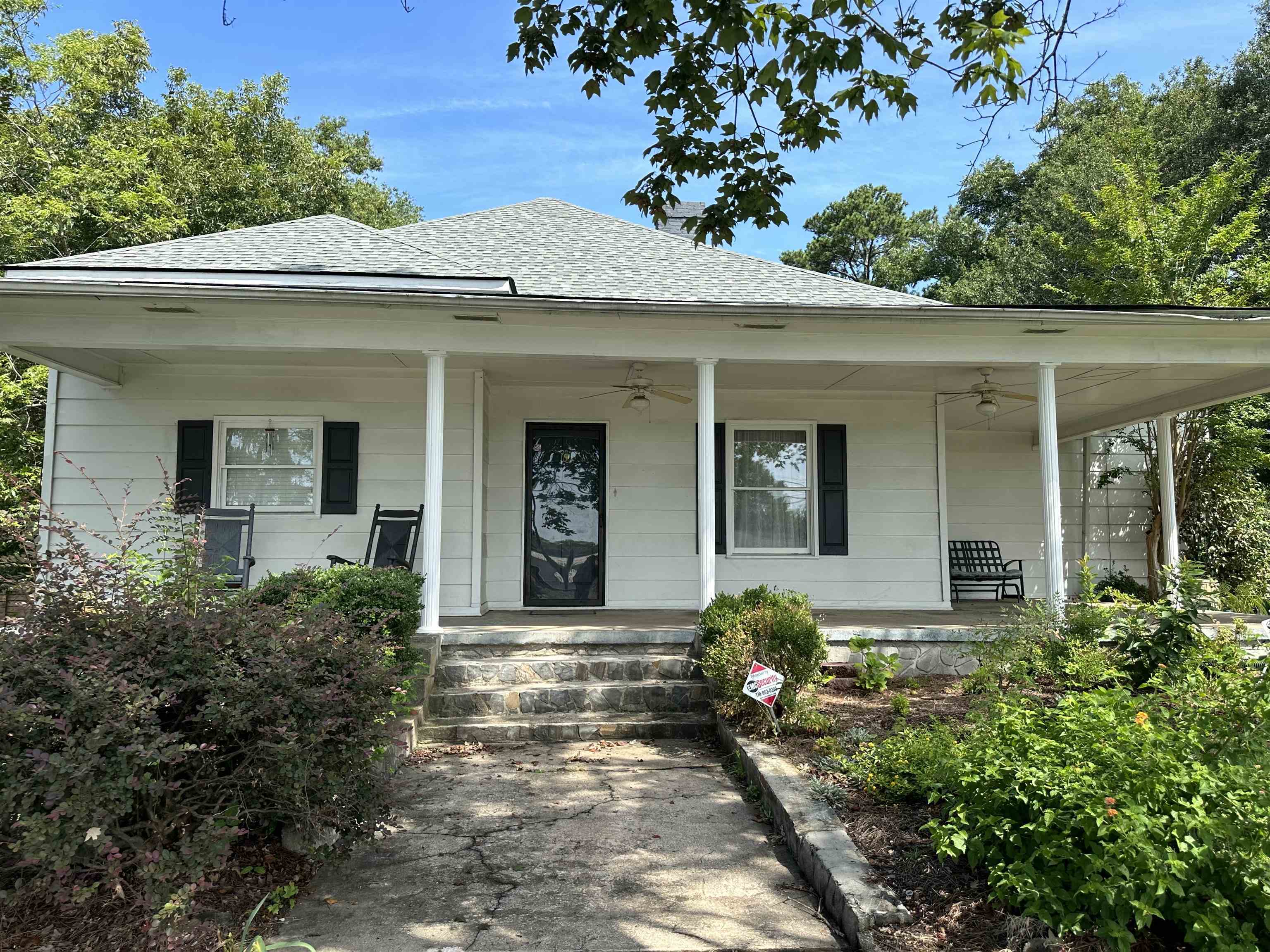 Property Photo:  6895 W Strickland Street  GA 30134 